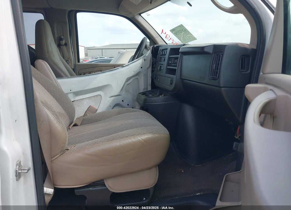 2008 CHEVROLET EXPRESS LS VIN: 1GAGG25KX81197208