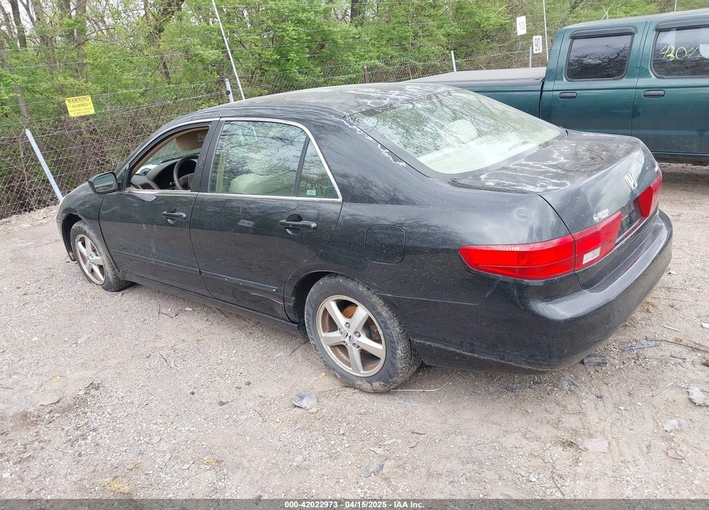 2005 HONDA ACCORD 2.4 EX VIN: 1HGCM56715A161334