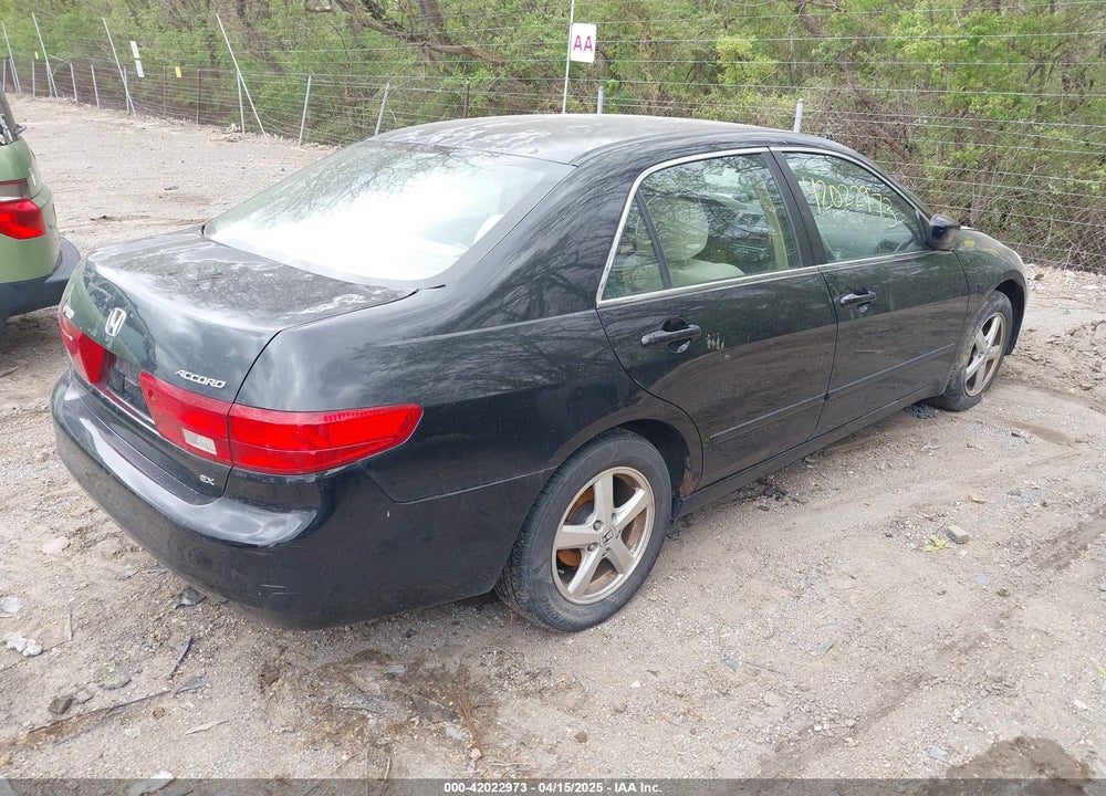 2005 HONDA ACCORD 2.4 EX VIN: 1HGCM56715A161334