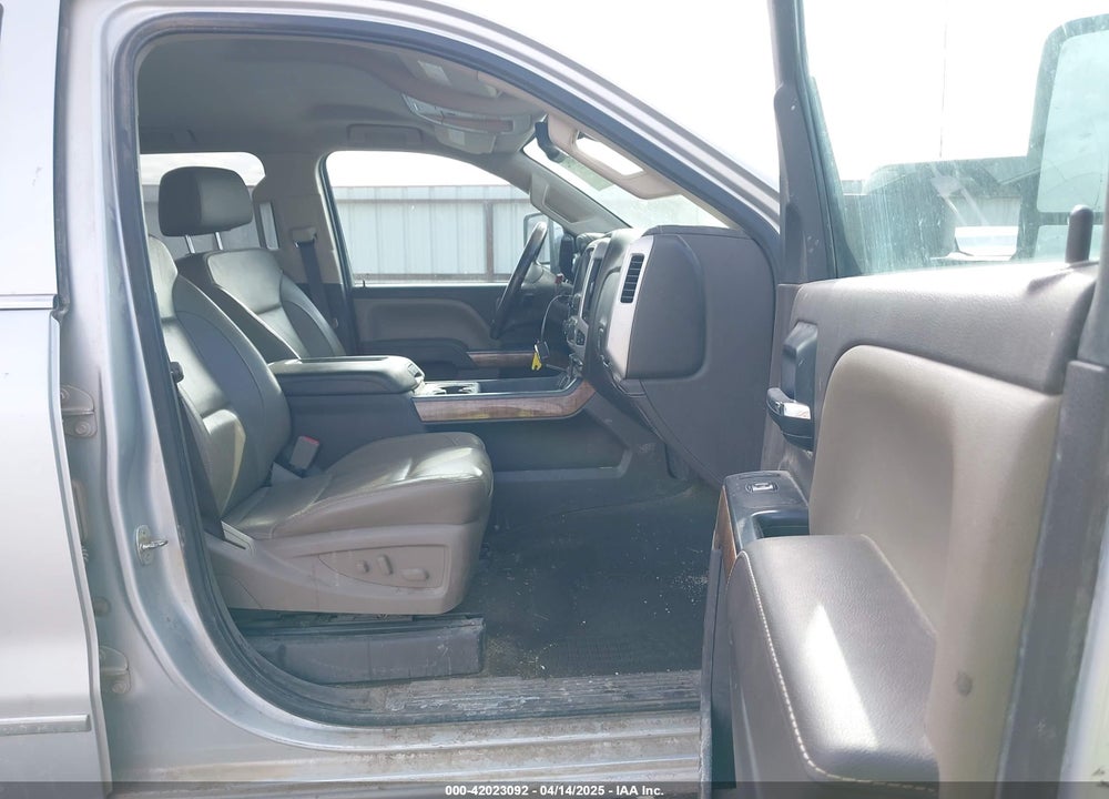 2017 GMC SIERRA 2500HD VIN: 1GT12TEG2HF106173