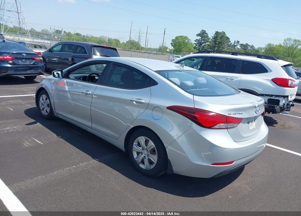 2016 HYUNDAI ELANTRA VIN: KMHDH4AE7GU490379