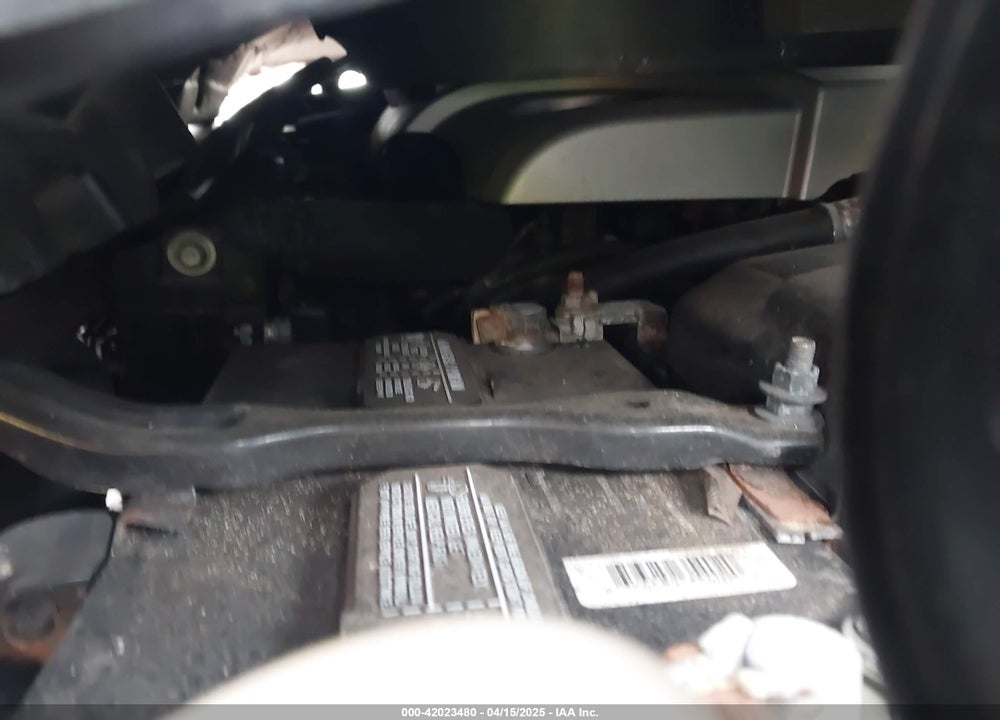 2008 LEXUS LX 570 VIN: JTJHY00W584000481