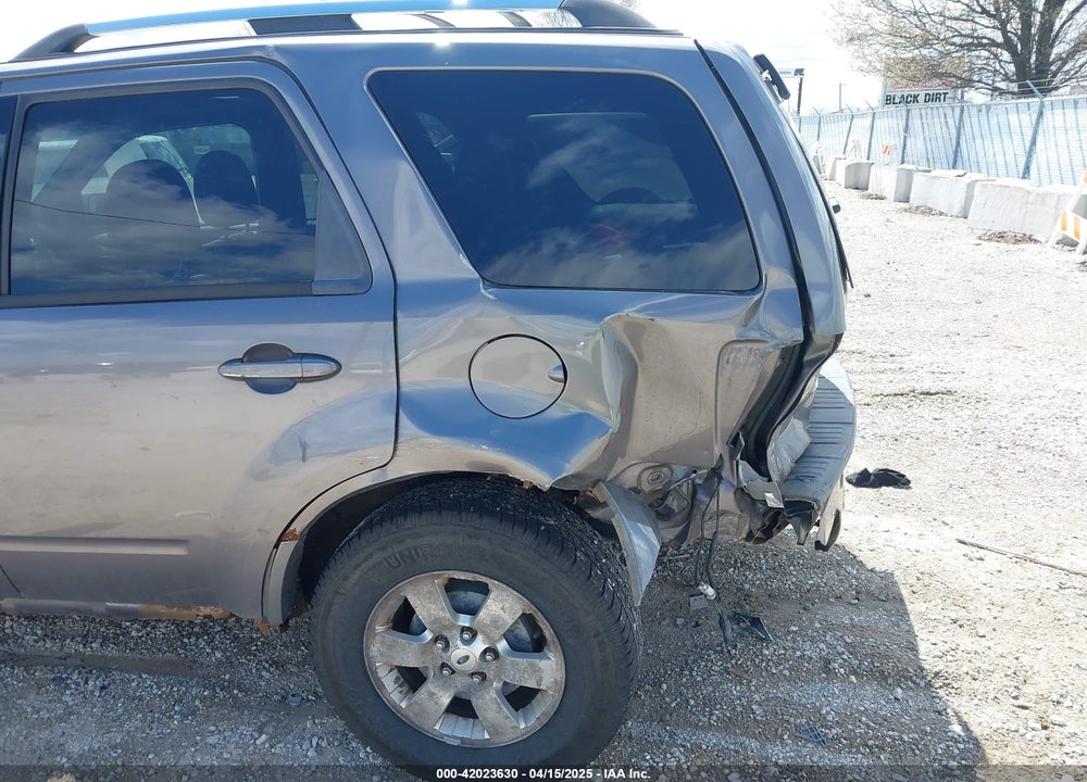 2010 FORD ESCAPE VIN: 1FMCU0E76AKC30165