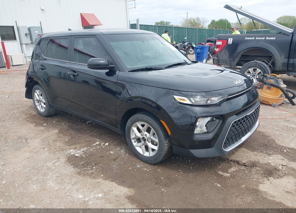 2022 KIA SOUL LX VIN: KNDJ23AU8N7183440