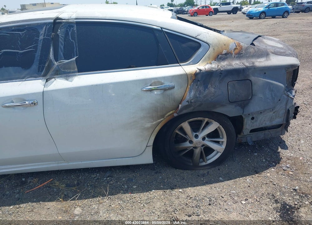 2015 NISSAN ALTIMA VIN: 1N4AL3APXFC250562