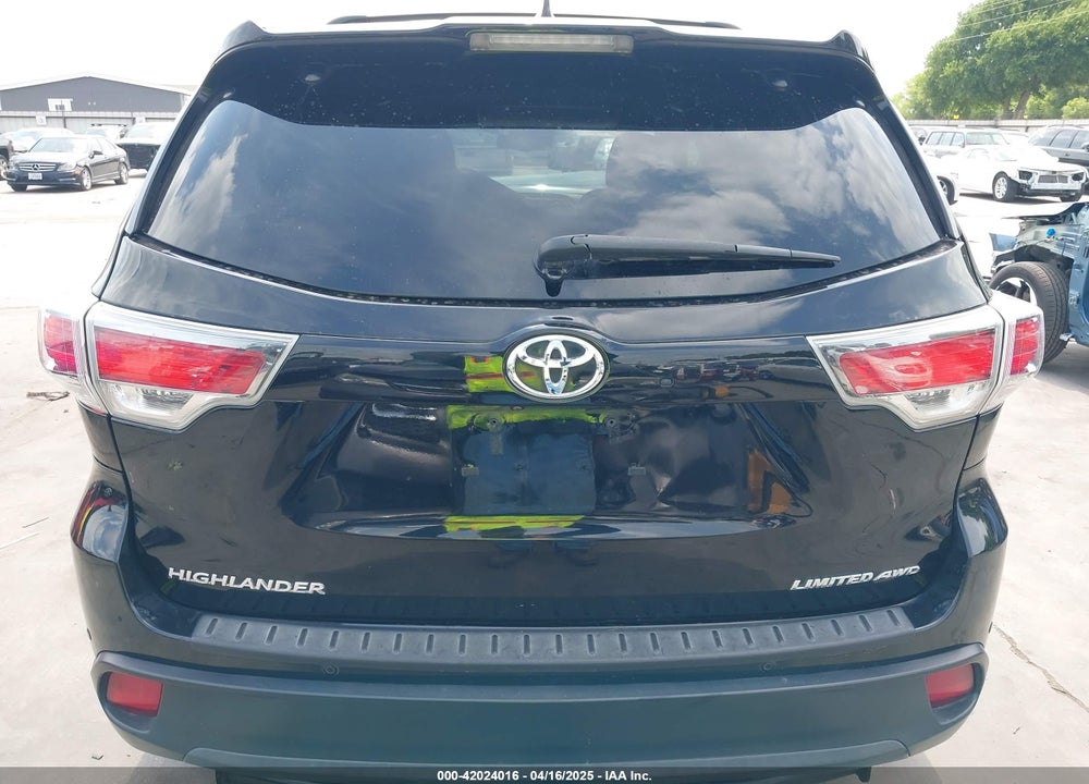 2015 TOYOTA HIGHLANDER VIN: 5TDDKRFH8FS213331