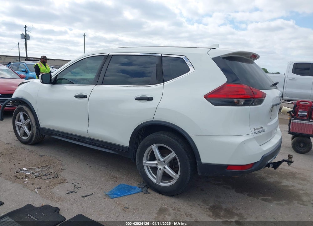2017 NISSAN ROGUE S VIN: 5N1AT2MT0HC894745