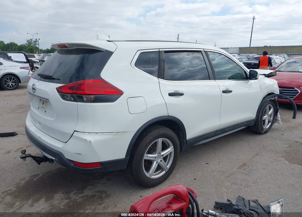 2017 NISSAN ROGUE S VIN: 5N1AT2MT0HC894745
