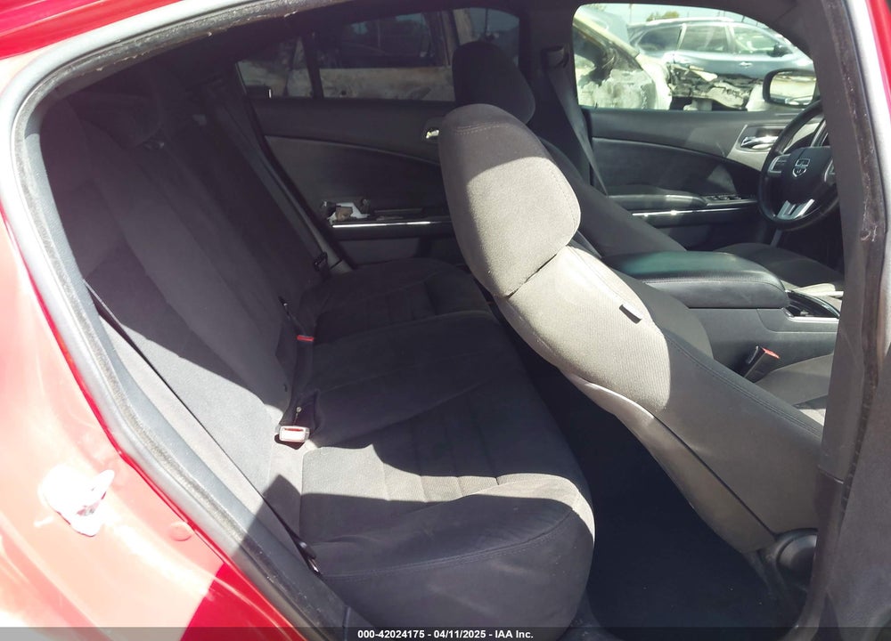 2013 DODGE CHARGER VIN: 2C3CDXBGXDH565401
