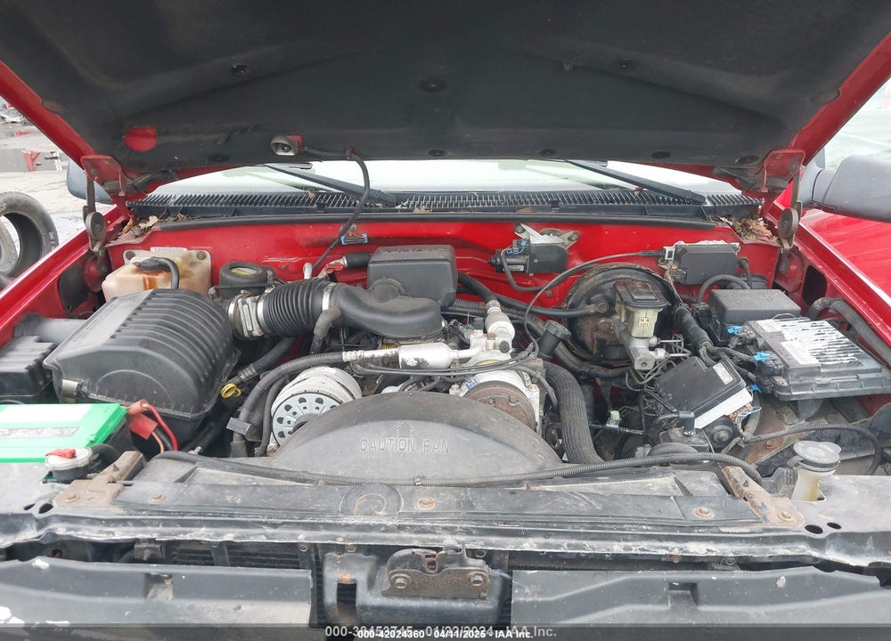 1999 CHEVROLET TAHOE LS VIN: 1GNEK13R4XJ556548