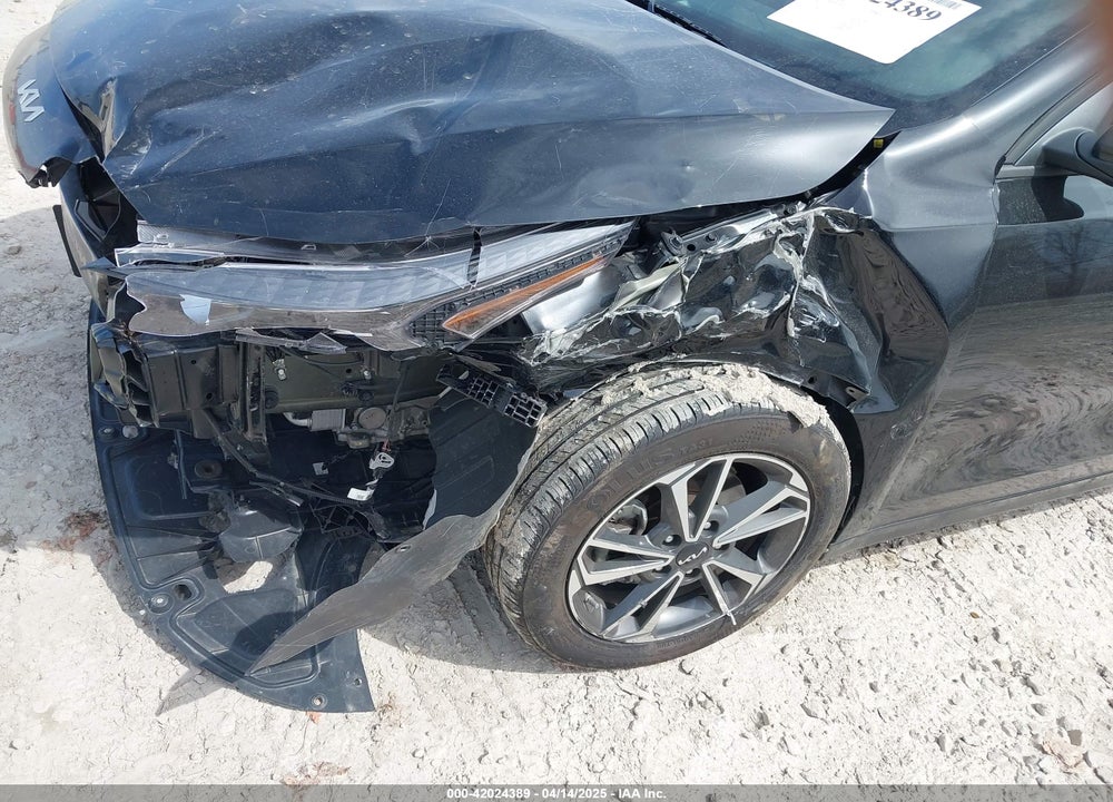 2024 KIA FORTE VIN: 3KPF24AD4RE802648