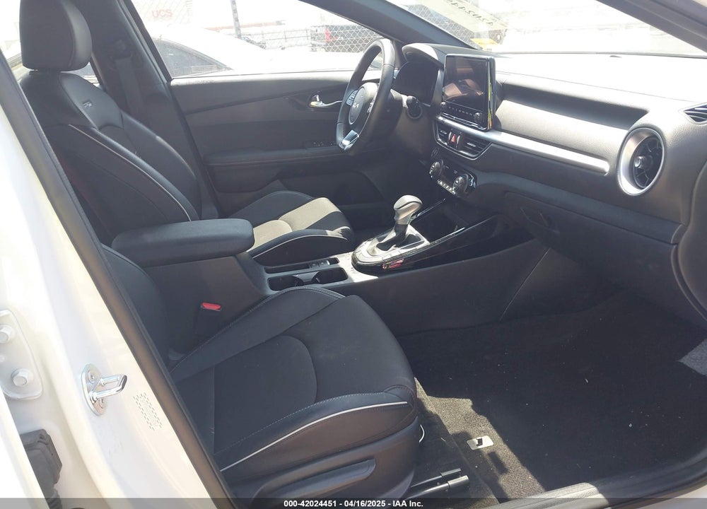 2024 KIA FORTE VIN: 3KPF54AD5RE818364