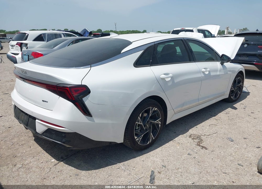 2025 KIA K5 VIN: KNAG64J74S5294747