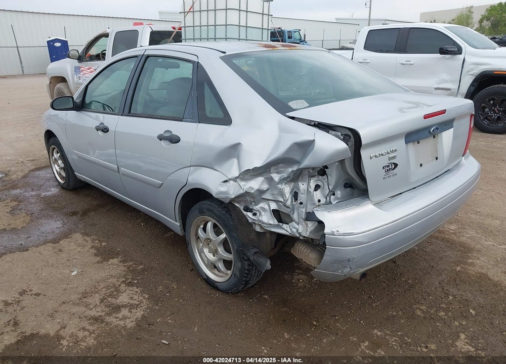 2007 FORD FOCUS S/SE/SES VIN: 1FAFP34N37W177362