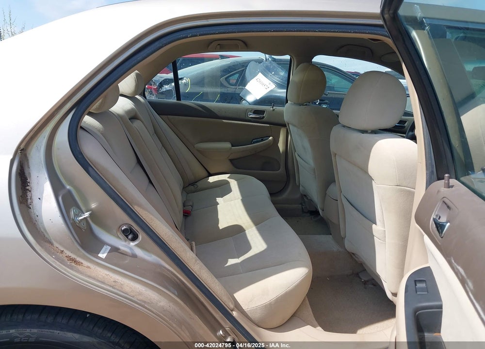 2005 HONDA ACCORD 2.4 LX VIN: 1HGCM56495A099817