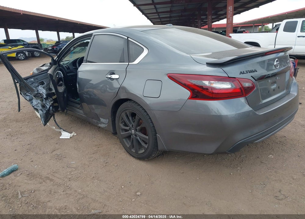 2018 NISSAN ALTIMA VIN: 1N4AL3AP8JC476642