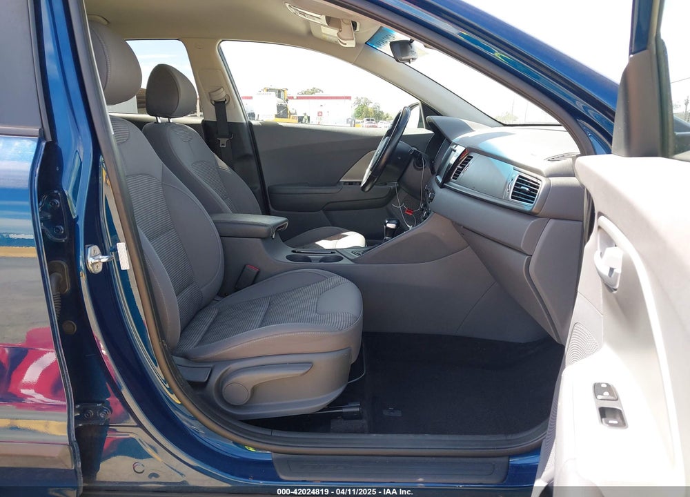 2017 KIA NIRO LX VIN: KNDCB3LCXH5070344