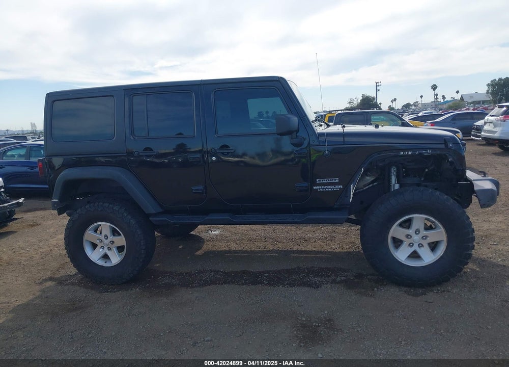 2014 JEEP WRANGLER UNLIMITED VIN: 1C4BJWDG1EL264236