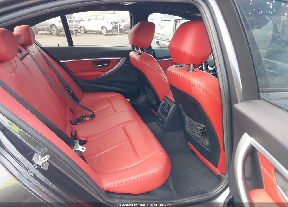 2018 BMW 3 SERIES VIN: WBA8E1C52JA171388