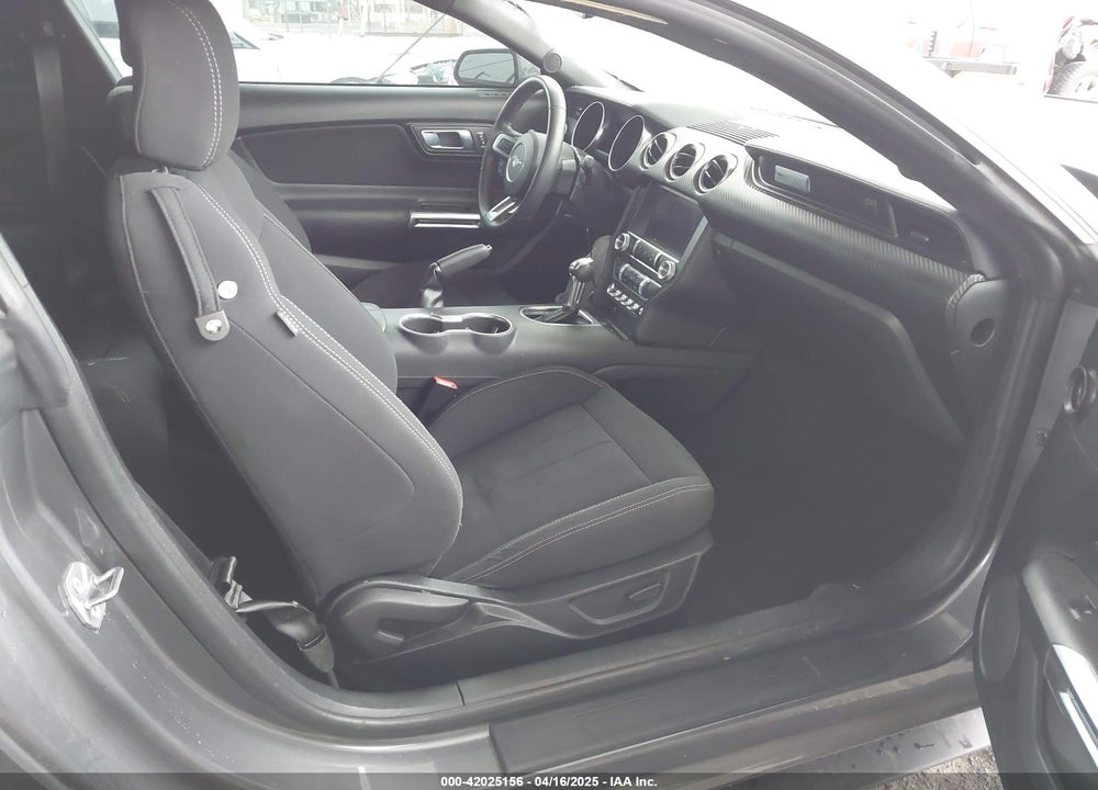 2022 FORD MUSTANG VIN: 1FA6P8TH5N5142558