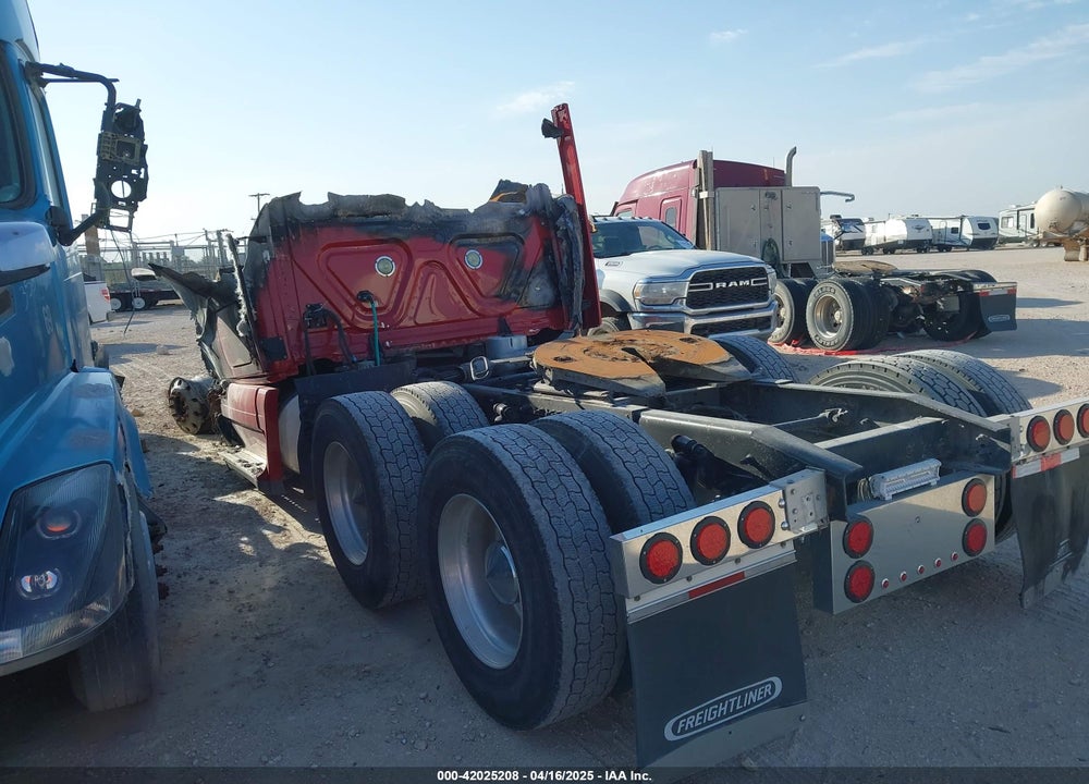 2012 FREIGHTLINER CASCADIA 125 --- VIN: 1FUJGLBG7CLBC8886