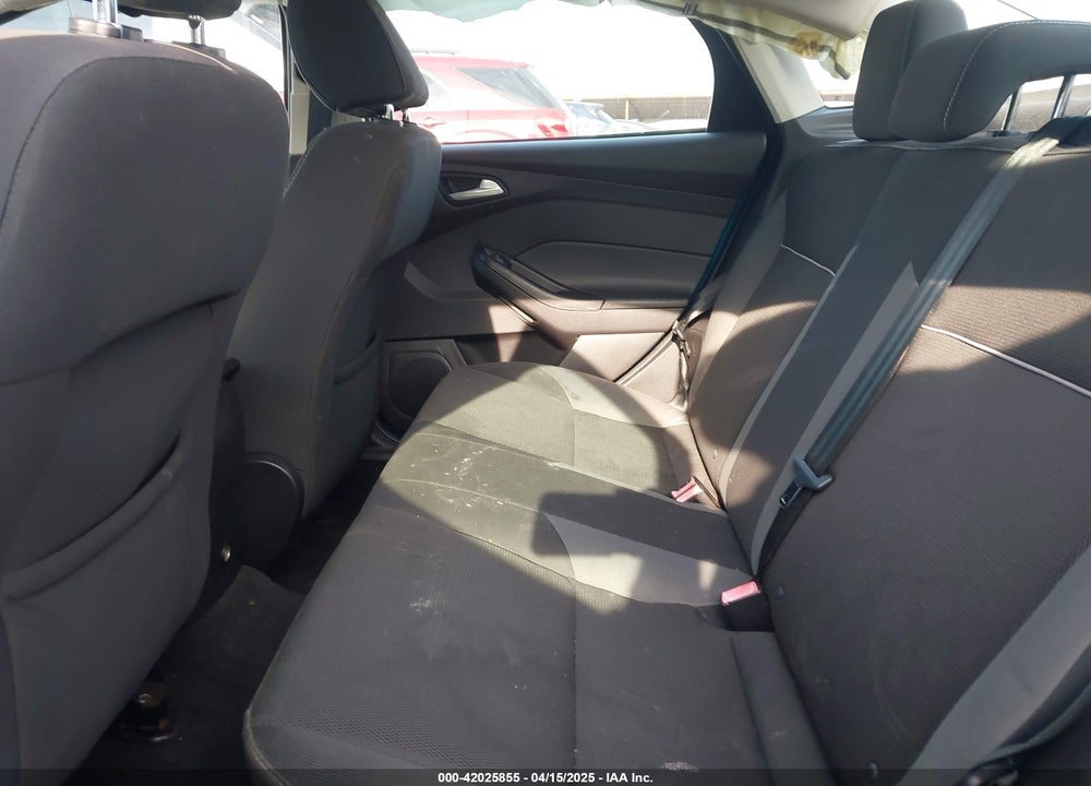 2014 FORD FOCUS VIN: 1FADP3F22EL203765