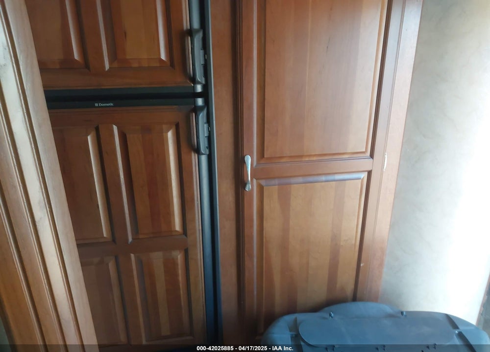 2013 WINNEBAGO TRAVEL TRAILER VIN: 54CAG0S22D1C88038