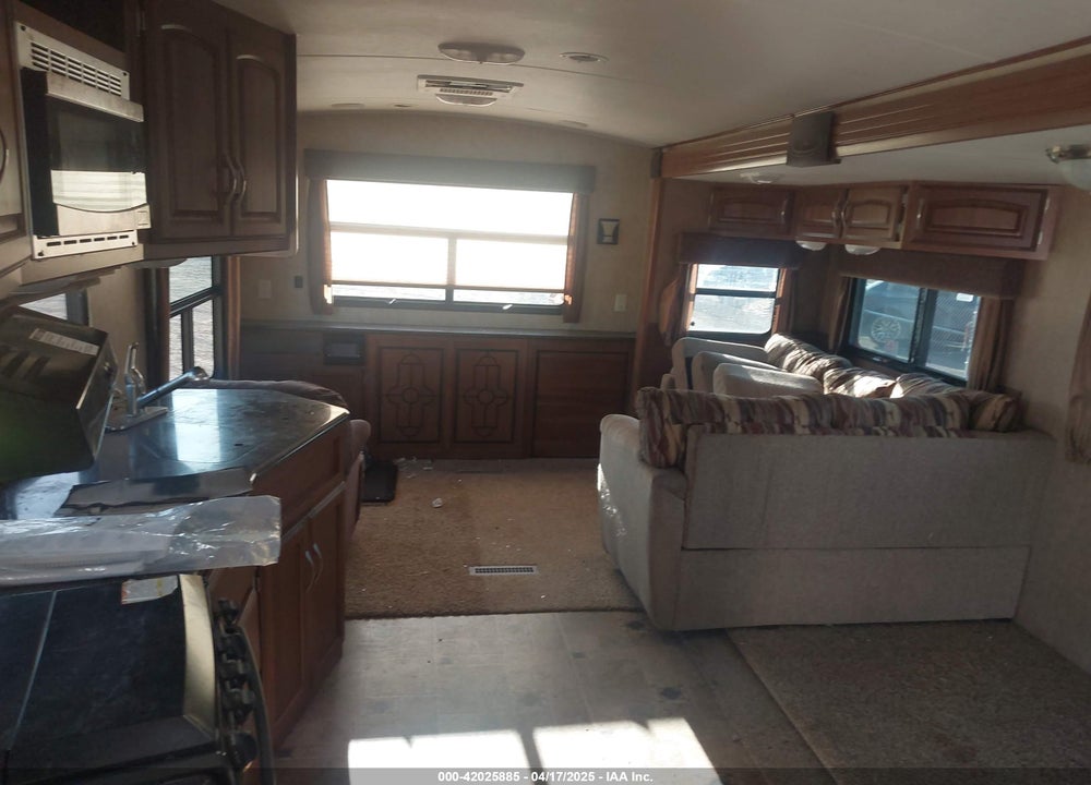2013 WINNEBAGO TRAVEL TRAILER VIN: 54CAG0S22D1C88038