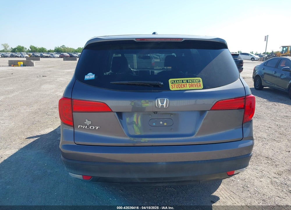 2017 HONDA PILOT VIN: 5FNYF5H5XHB006741