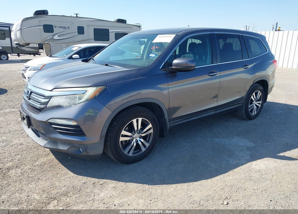 2017 HONDA PILOT VIN: 5FNYF5H5XHB006741
