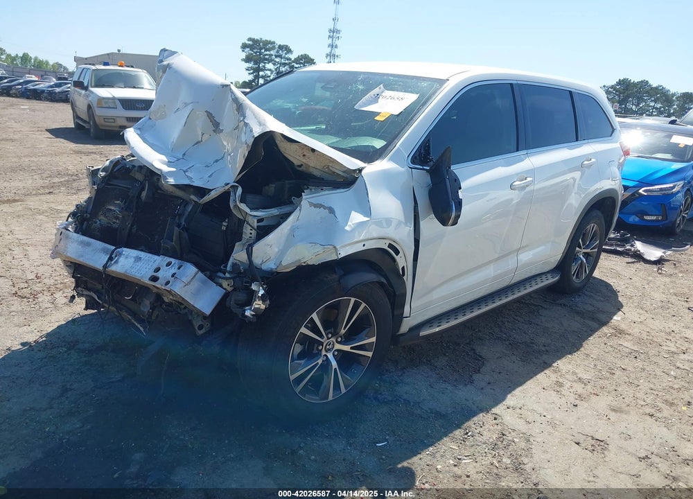 2017 TOYOTA HIGHLANDER VIN: 5TDZARFH6HS031526