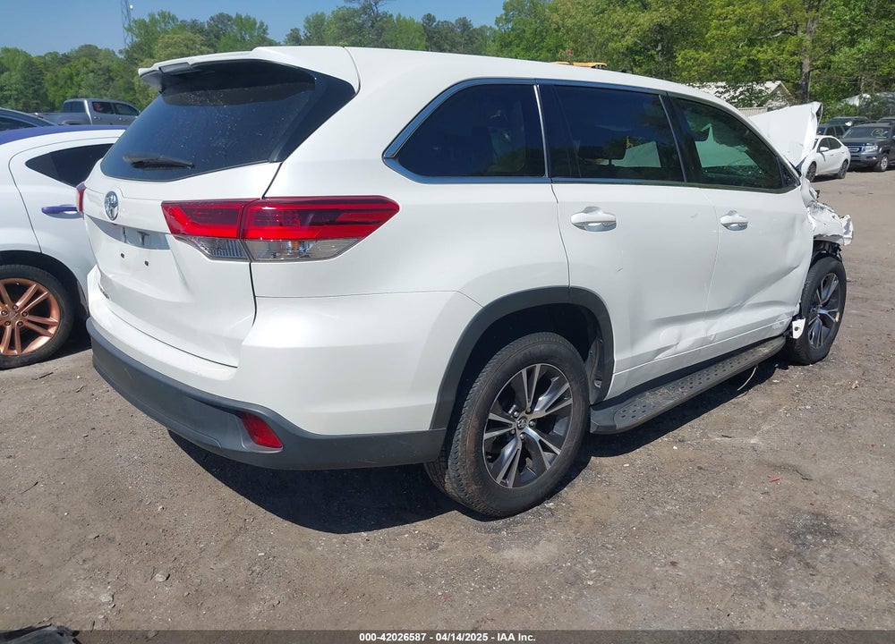 2017 TOYOTA HIGHLANDER VIN: 5TDZARFH6HS031526