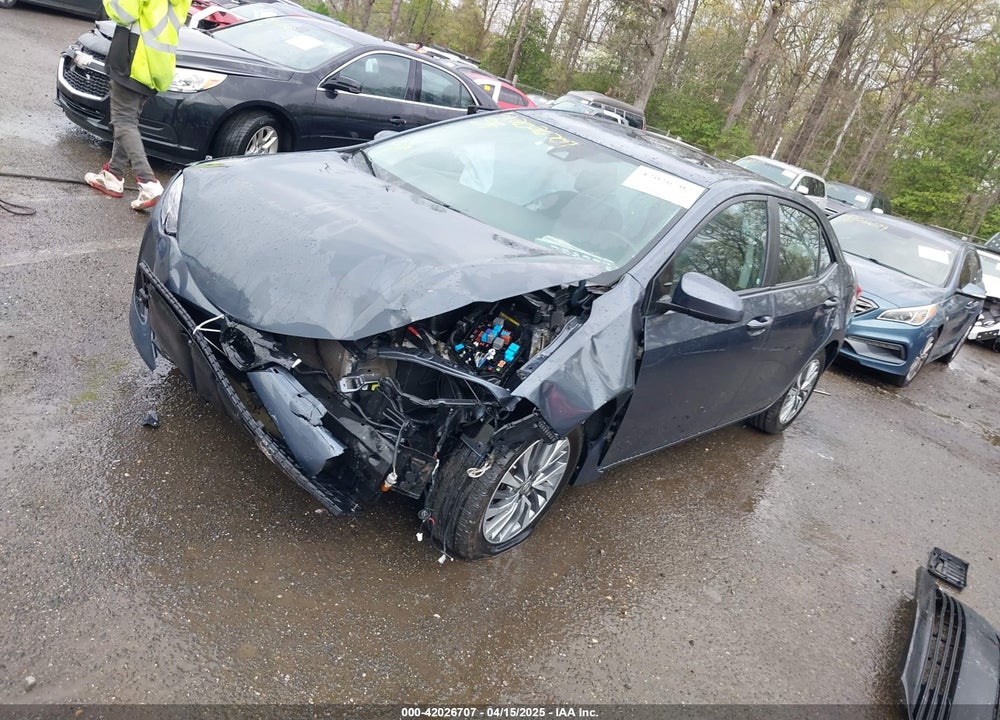 2018 TOYOTA COROLLA XLE VIN: 2T1BURHE6JC970833