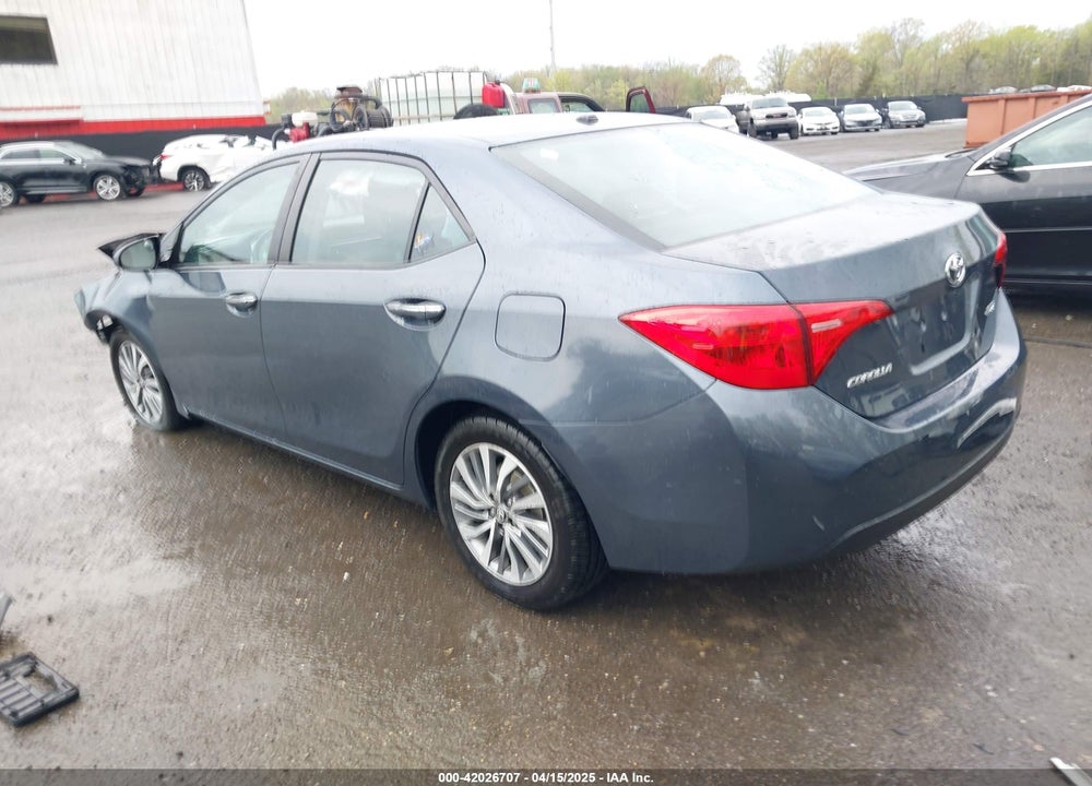2018 TOYOTA COROLLA XLE VIN: 2T1BURHE6JC970833