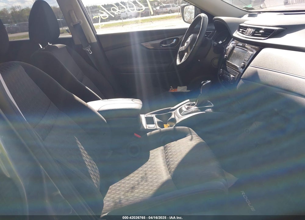 2019 NISSAN ROGUE SV VIN: JN8AT2MV5KW389574
