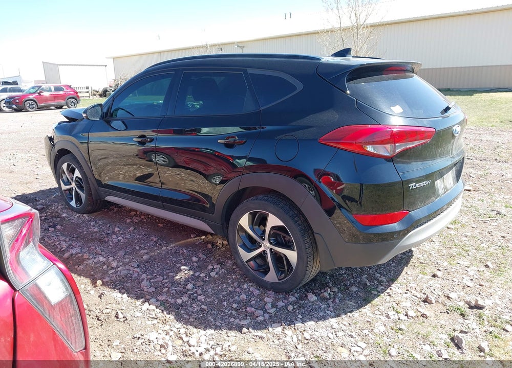 2018 HYUNDAI TUCSON VALUE VIN: KM8J3CA20JU684812