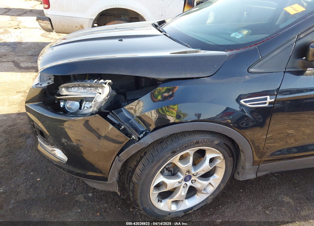 2015 FORD ESCAPE TITANIUM VIN: 1FMCU9J95FUC38538