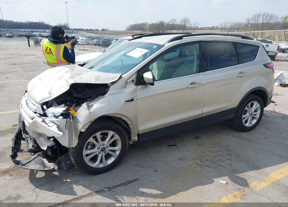 2018 FORD ESCAPE SE VIN: 1FMCU0GD7JUC70374