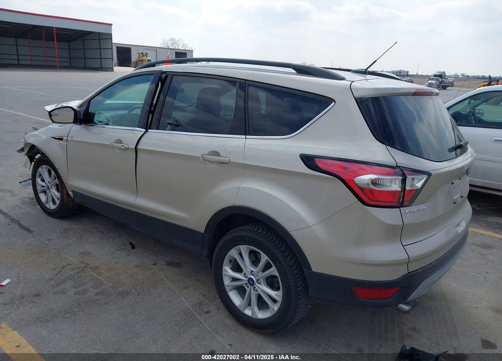 2018 FORD ESCAPE SE VIN: 1FMCU0GD7JUC70374