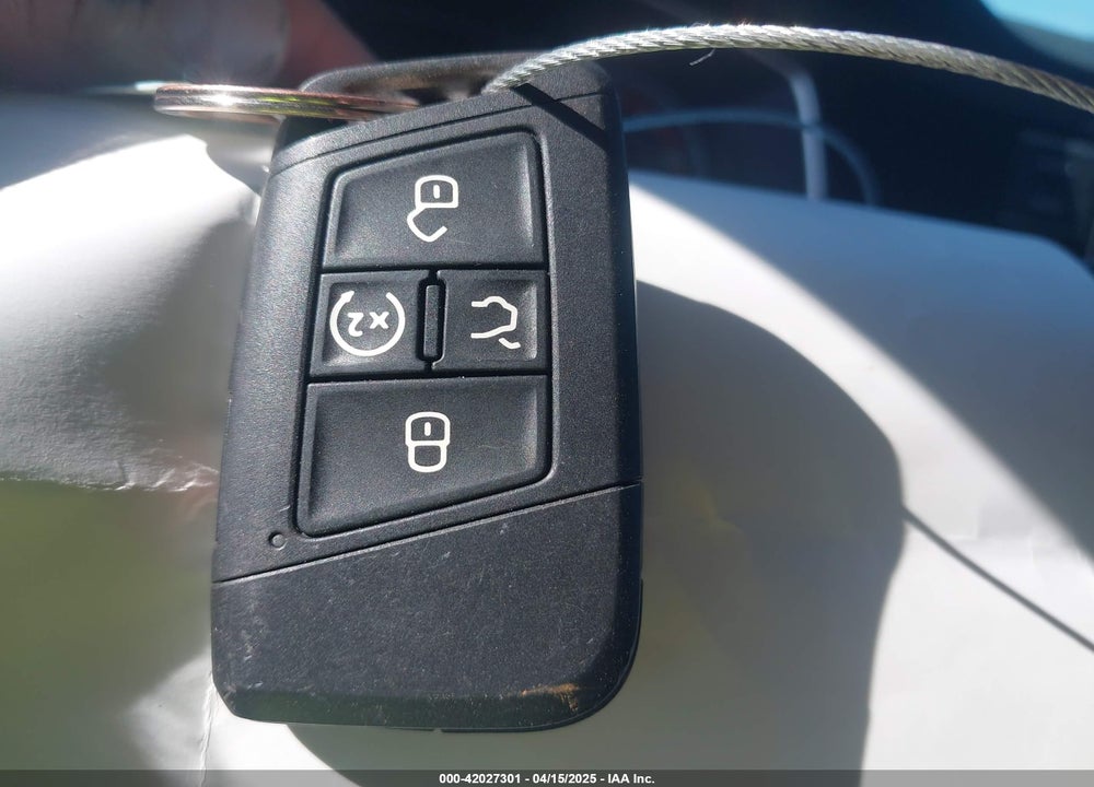 2019 VOLKSWAGEN JETTA VIN: 3VWCB7BU9KM215129