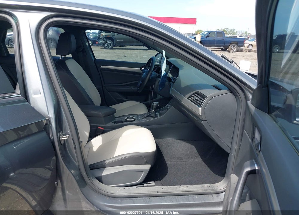 2019 VOLKSWAGEN JETTA VIN: 3VWCB7BU9KM215129