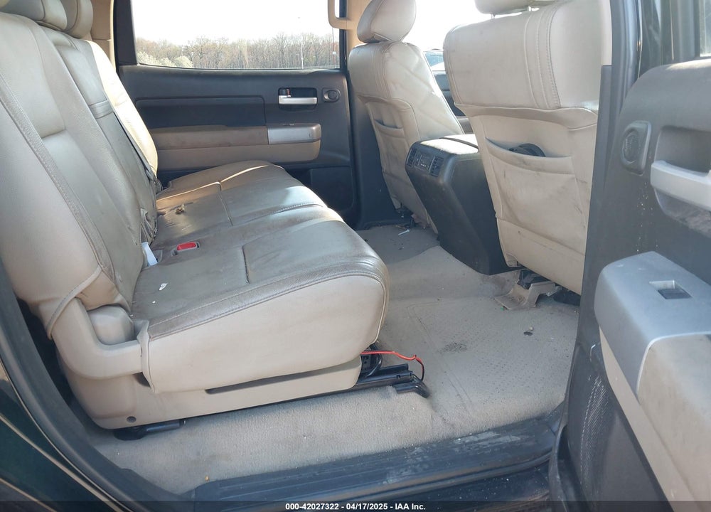 2007 TOYOTA TUNDRA LIMITED 5.7L V8 VIN: 5TBDV58197S484022