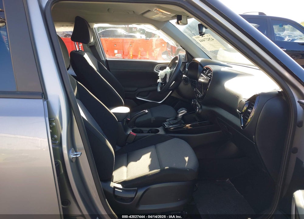 2023 KIA SOUL VIN: KNDJ23AU4P7849521