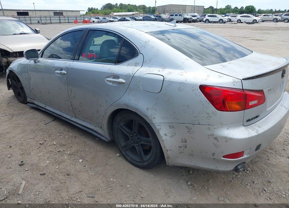 2007 LEXUS IS 250 VIN: JTHBK262X72027324