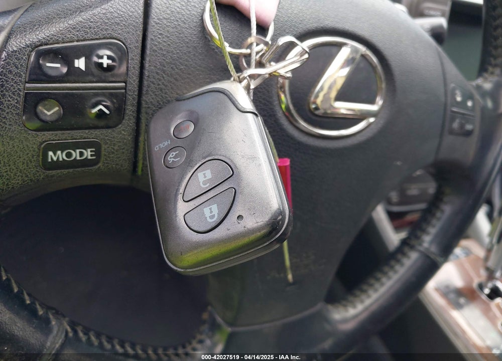 2007 LEXUS IS 250 VIN: JTHBK262X72027324
