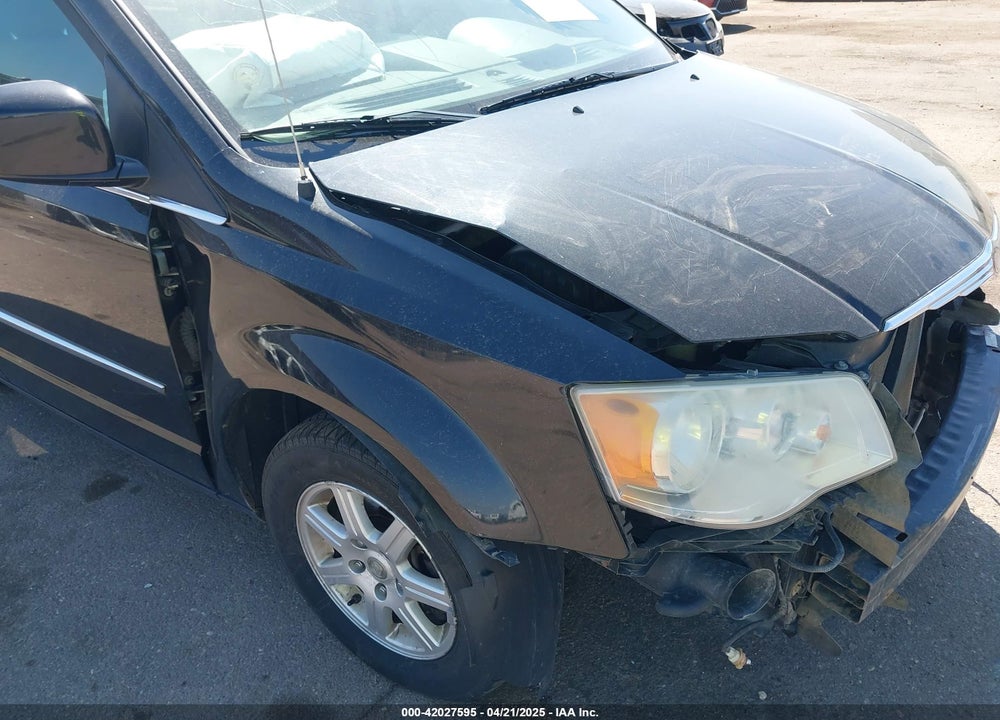 2010 CHRYSLER TOWN & COUNTRY TOURING VIN: 2A4RR5D15AR431819
