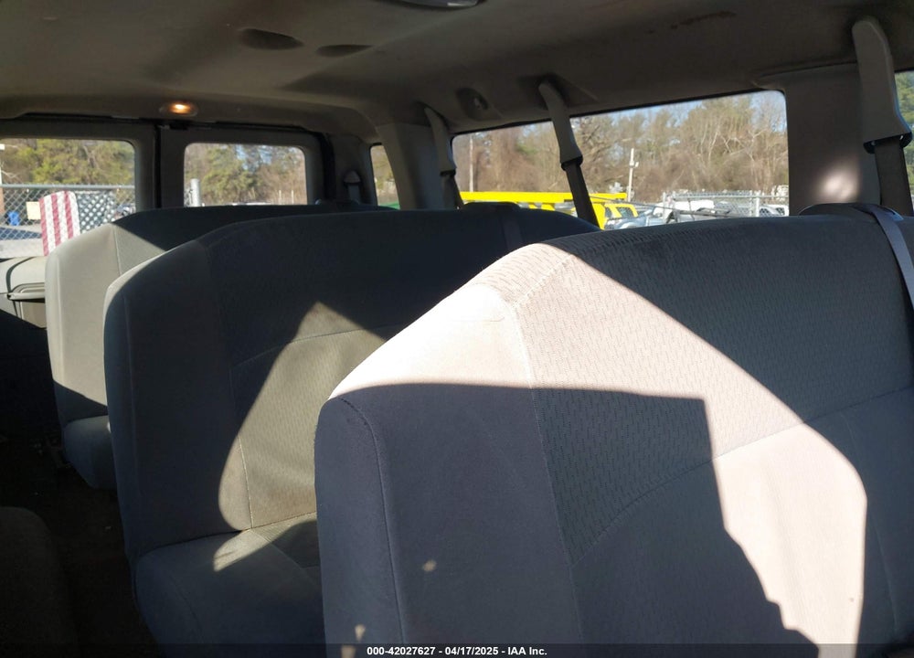 2011 FORD E-350 SUPER DUTY VIN: 1FBSS3BL3BDA90014