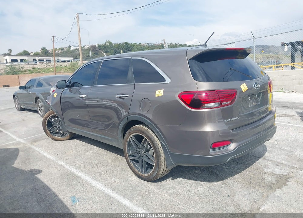 2019 KIA SORENTO 2.4L LX VIN: 5XYPG4A36KG574769