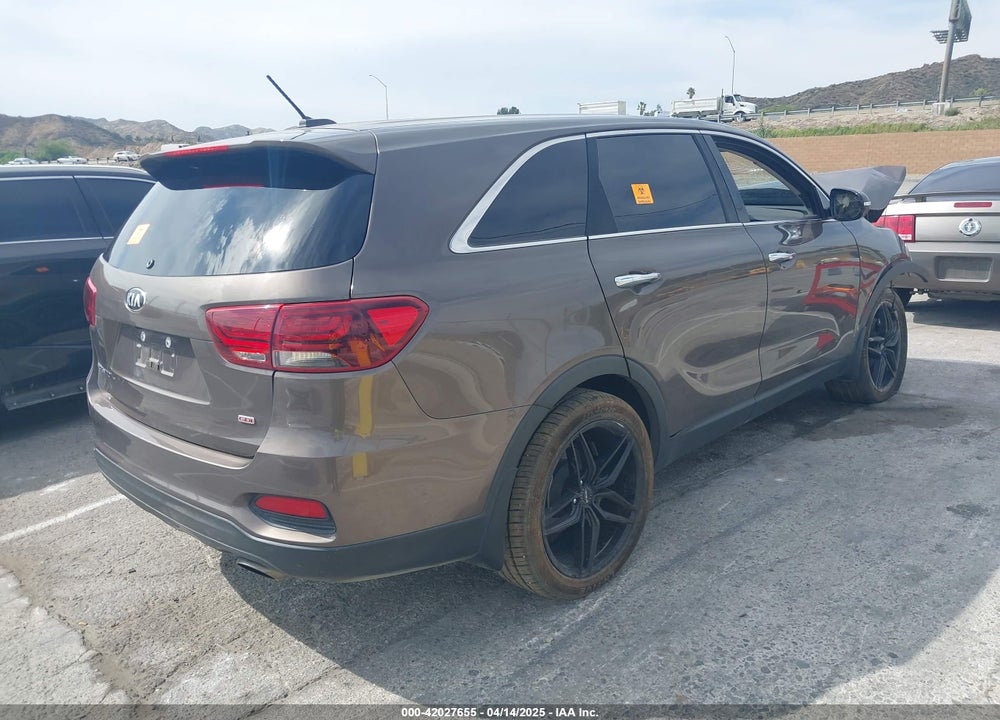 2019 KIA SORENTO 2.4L LX VIN: 5XYPG4A36KG574769