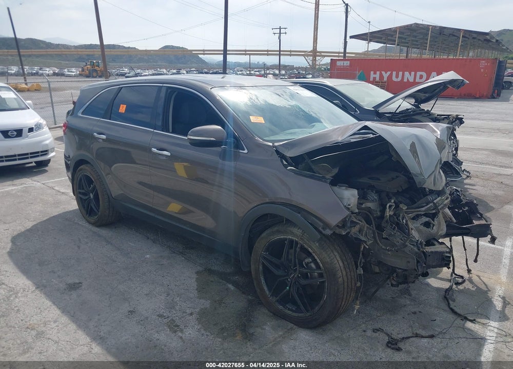 2019 KIA SORENTO 2.4L LX VIN: 5XYPG4A36KG574769
